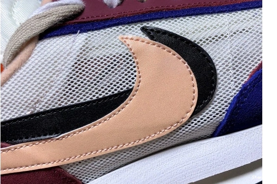 White Nike sacai Waffle BV0073-700 Blue LD 1114